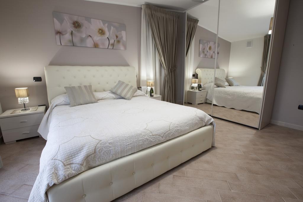 Amira Luxury Apartments Santa Maria Capua Vetere Exterior photo